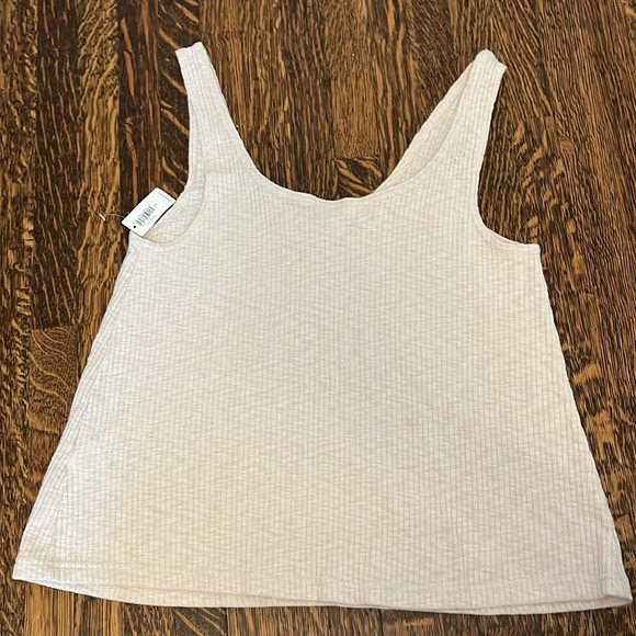 BNWT Love by Gap Tank Top - Picture 4 of 4